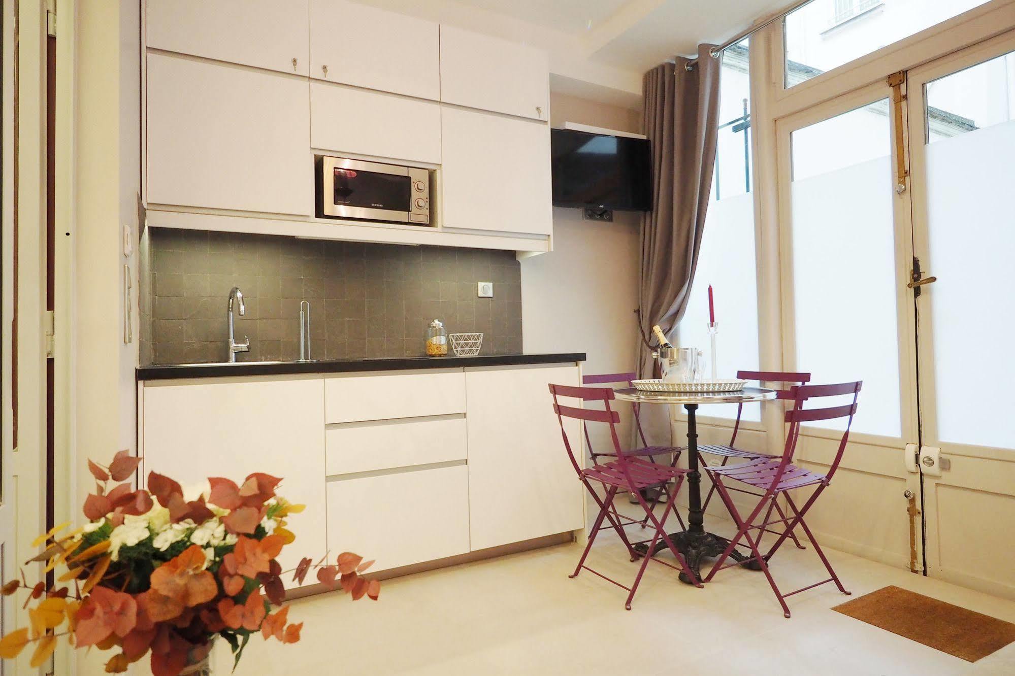 Palais Royal Chicsuites Paris Eksteriør billede